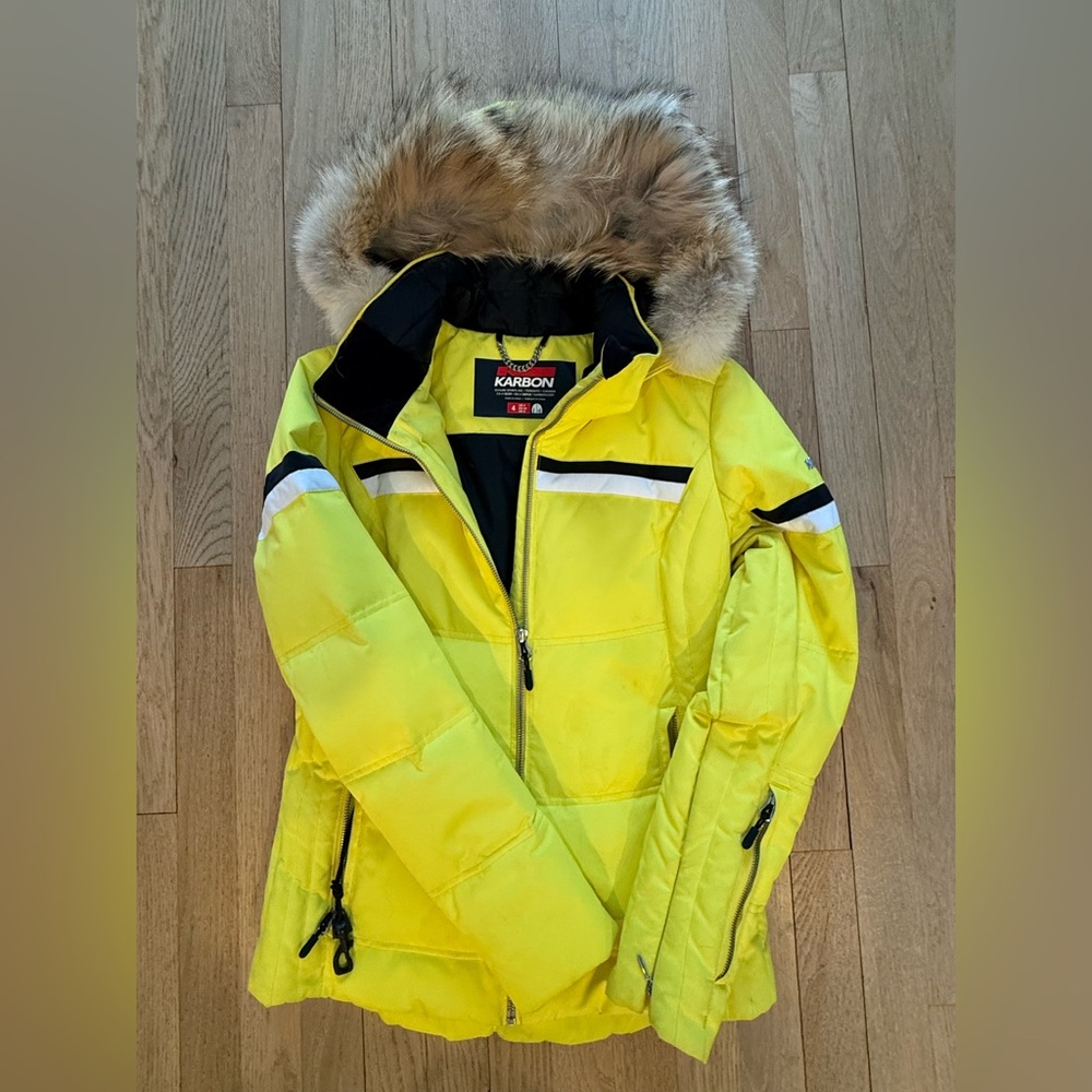 Karbon insulated ski jacket with coyote fur hood trim